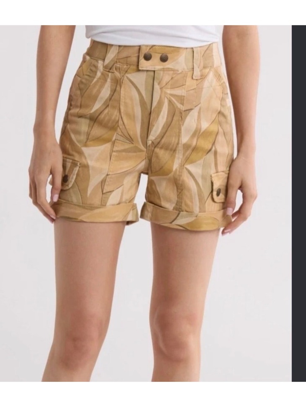 Democracy leaf print cargo shorts